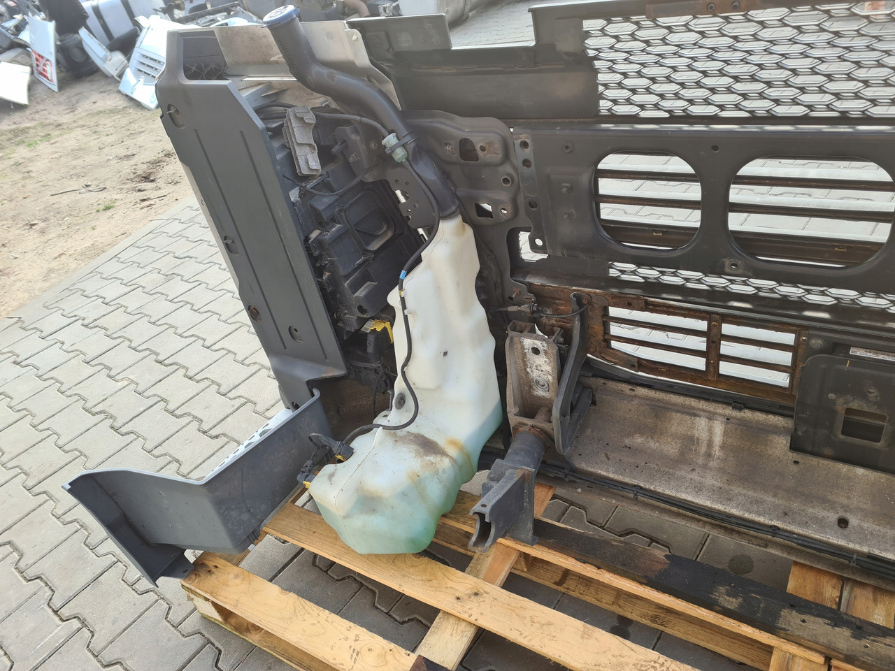 Bumper voor Vrachtwagen VOLVO KOMPLETNY PRZÓD LAMPA ATRAPA GRILL BELKA FH 4 EURO 6: afbeelding 15