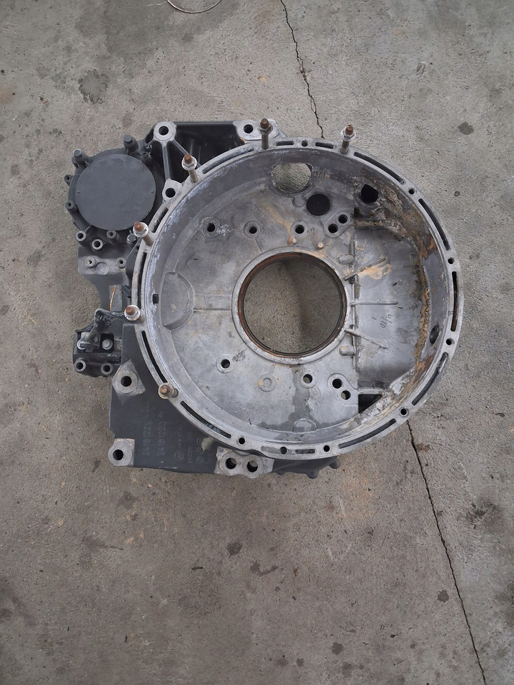 VOLVO OBUDOWA ROZRZĄDU SPRZĘGŁA TURBO COMPOUND I-SAVE VOLVO FH 5 Renault T EVO - Koppeling en onderdelen: afbeelding 1 VOLVO OBUDOWA ROZRZĄDU SPRZĘGŁA TURBO COMPOUND I-SAVE VOLVO FH 5 Renault T EVO - Koppeling en onderdelen: afbeelding 1