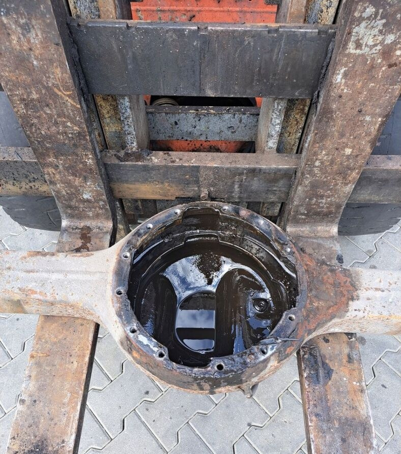 Volvo OBUDOWA MOSTU POCHWA VOLVO FL 6 00-06 R19.5 volvo - Transmissie voor Vrachtwagen: afbeelding 4 Volvo OBUDOWA MOSTU POCHWA VOLVO FL 6 00-06 R19.5 volvo - Transmissie voor Vrachtwagen: afbeelding 4