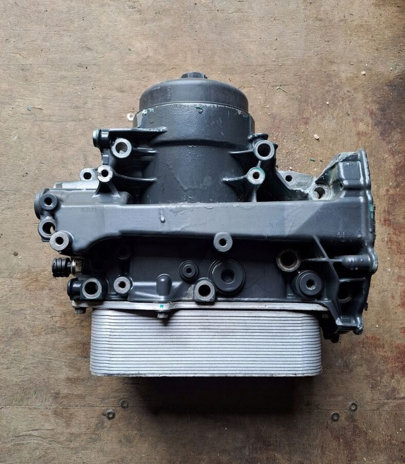 Volvo PODSTAWA FILTRA OLEJU RENAULT MIDLUM VOLVO FL FE - Brandstoffilter voor Vrachtwagen: afbeelding 2 Volvo PODSTAWA FILTRA OLEJU RENAULT MIDLUM VOLVO FL FE - Brandstoffilter voor Vrachtwagen: afbeelding 2