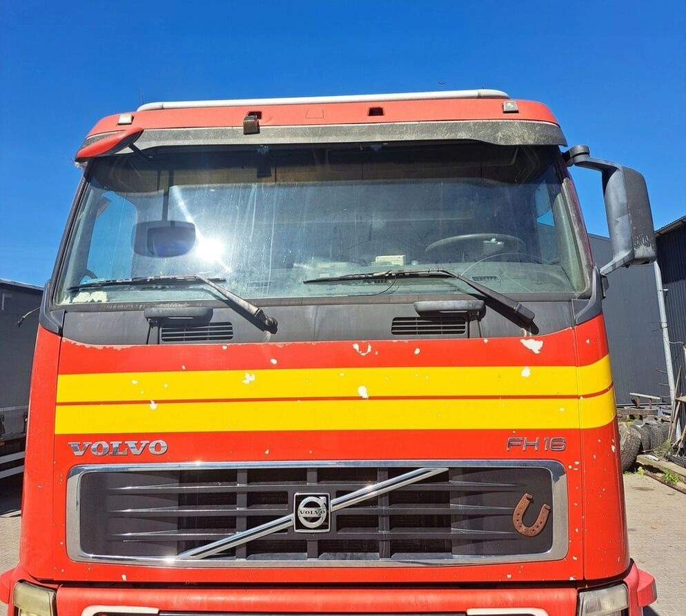 Volvo SPRZEDAM KABINĘ FH 16 EURO 5 NISKA. Volvo - Cabine voor Vrachtwagen: afbeelding 3 Volvo SPRZEDAM KABINĘ FH 16 EURO 5 NISKA. Volvo - Cabine voor Vrachtwagen: afbeelding 3