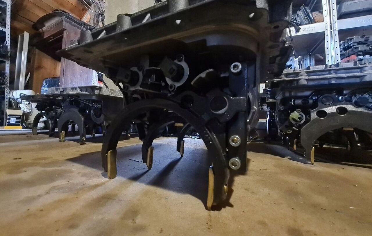 WABCO WYBIERAK SKRZYNI I-SHIFT C RENAULT DXI VOLVO FH FM - ECU voor Vrachtwagen: afbeelding 1 WABCO WYBIERAK SKRZYNI I-SHIFT C RENAULT DXI VOLVO FH FM - ECU voor Vrachtwagen: afbeelding 1