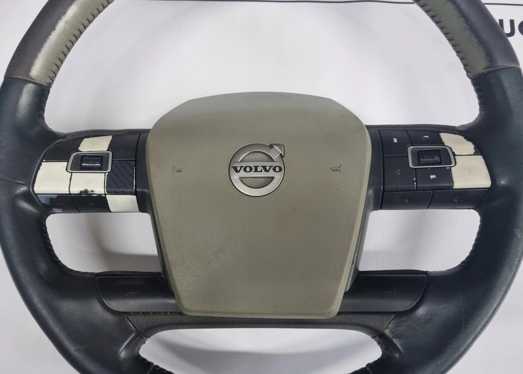 WIELOFUNKCYJNA VOLVO FH 4 FM 4 FMX - Stuurwiel: afbeelding 3 WIELOFUNKCYJNA VOLVO FH 4 FM 4 FMX - Stuurwiel: afbeelding 3