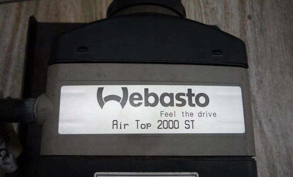 Webasto DEWASTO AIR TOP 2000 ST Renault MAGNUM DXI - Verwarming/ Ventilatie voor Vrachtwagen: afbeelding 1 Webasto DEWASTO AIR TOP 2000 ST Renault MAGNUM DXI - Verwarming/ Ventilatie voor Vrachtwagen: afbeelding 1