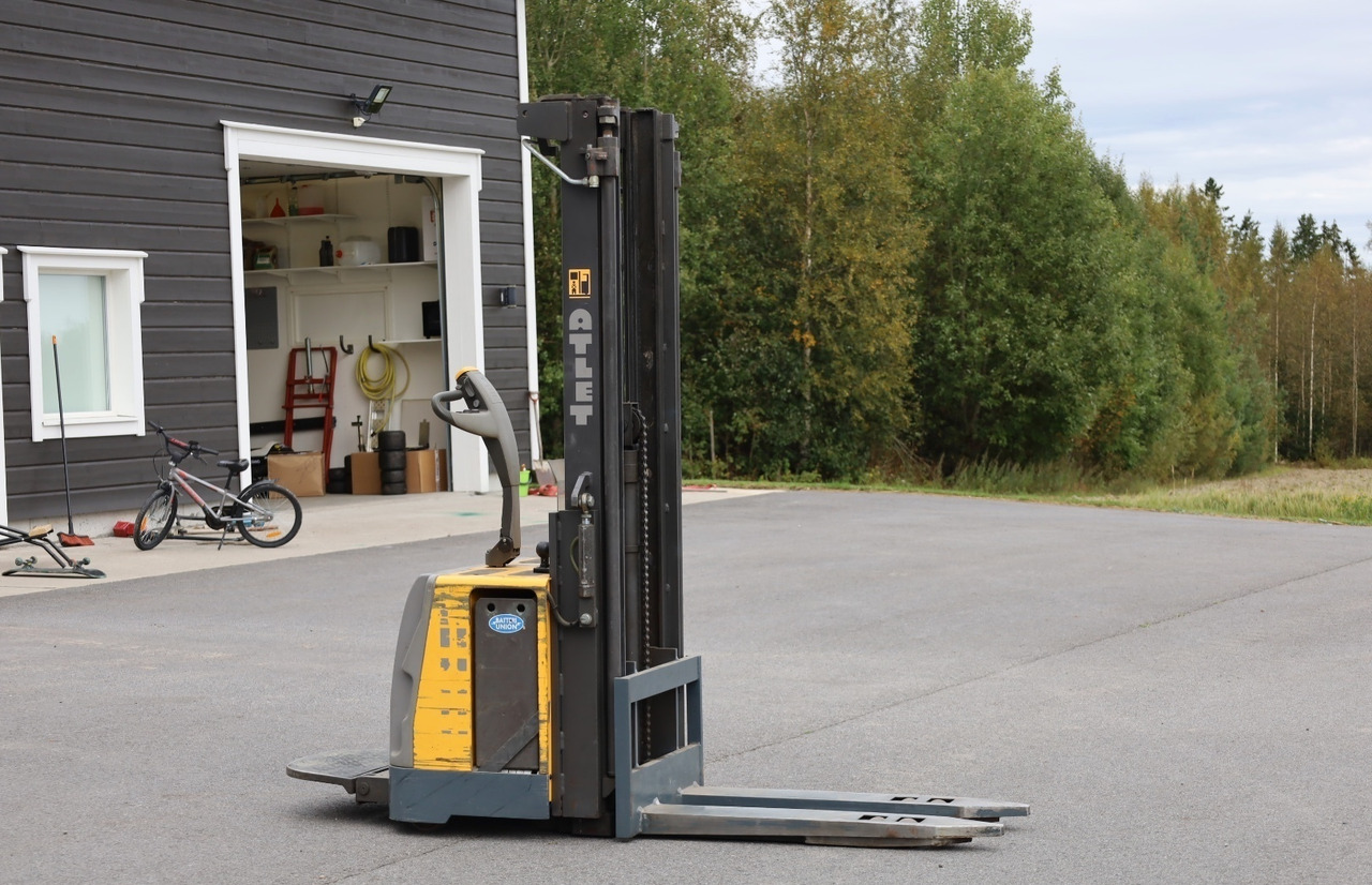 Atlet TS / 140 - Stapelaar: afbeelding 2 Atlet TS / 140 - Stapelaar: afbeelding 2