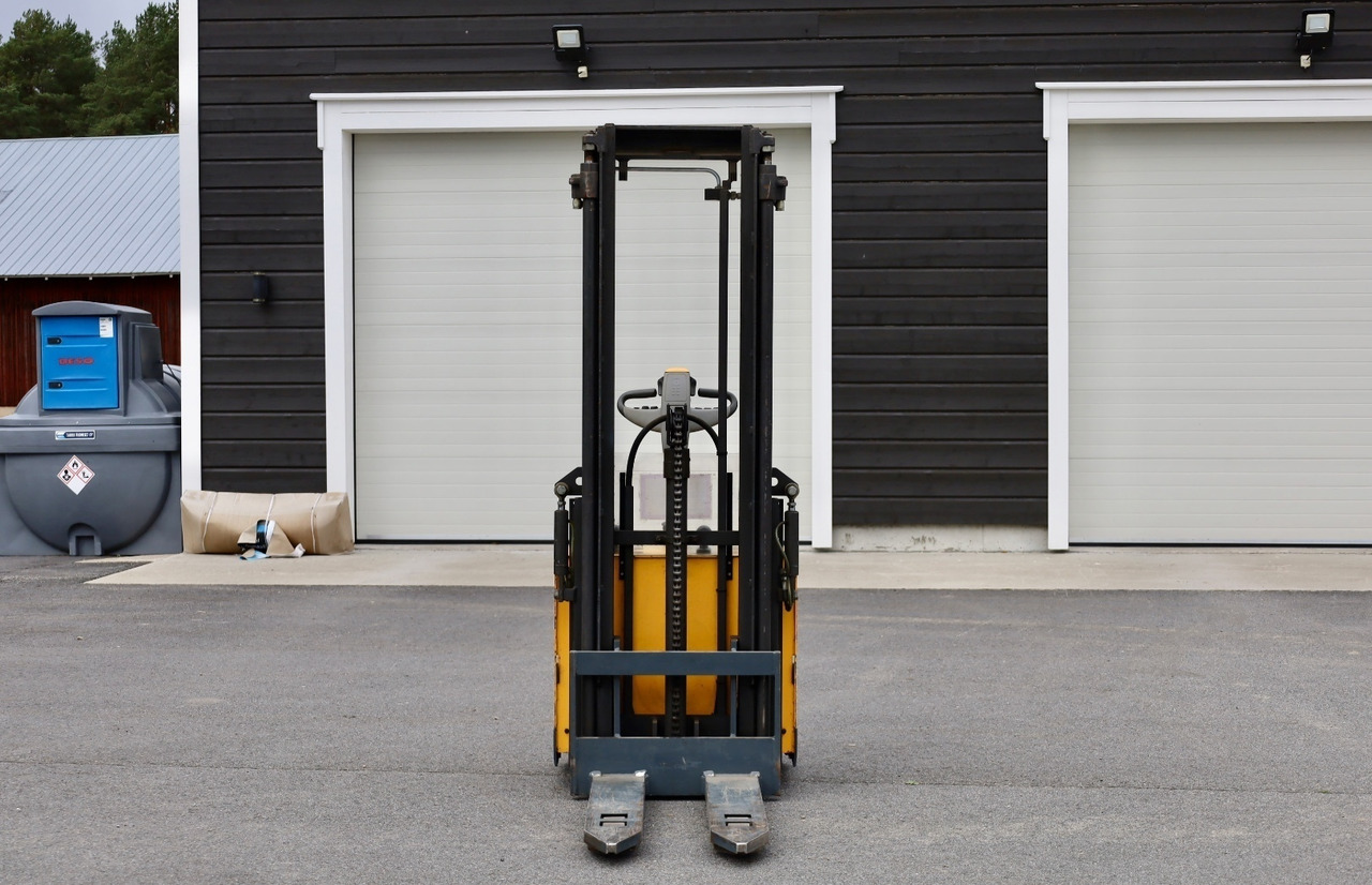Atlet TS / 140 - Stapelaar: afbeelding 3 Atlet TS / 140 - Stapelaar: afbeelding 3