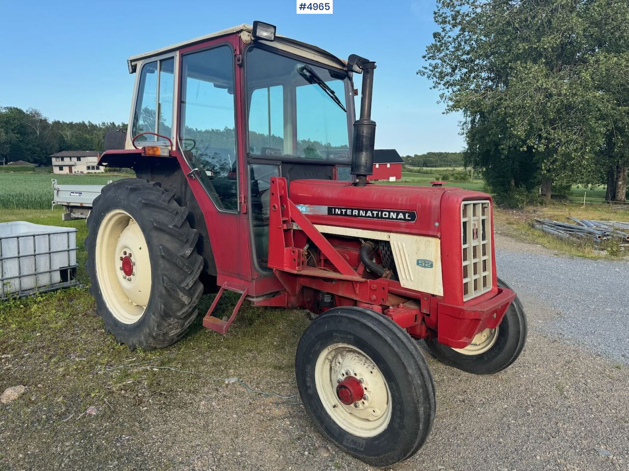 1977 International 454 4x2. Rep object. - Tractor: afbeelding 3 1977 International 454 4x2. Rep object. - Tractor: afbeelding 3