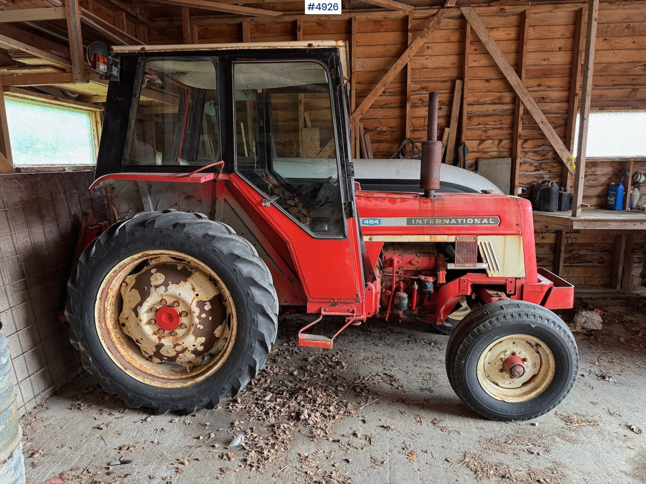 1977 International Harvester 454 - Tractor: afbeelding 4 1977 International Harvester 454 - Tractor: afbeelding 4