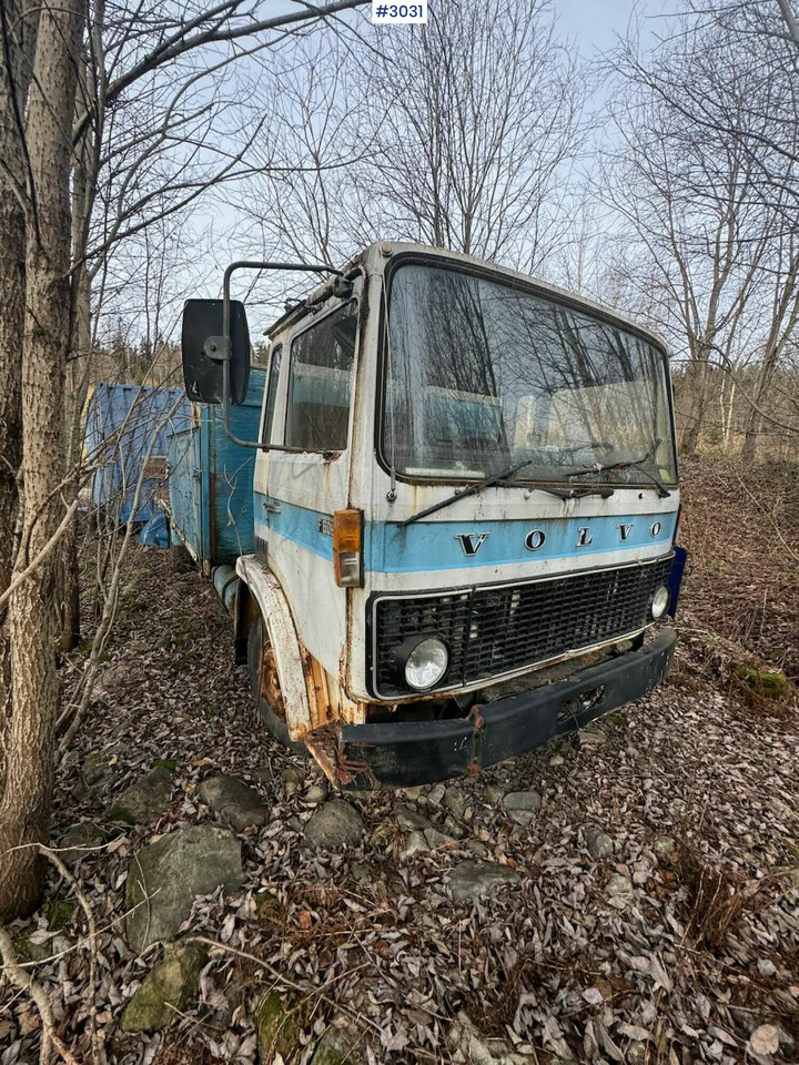 1978 Volvo F 609 flatbed truck - Vrachtwagen met open laadbak: afbeelding 5 1978 Volvo F 609 flatbed truck - Vrachtwagen met open laadbak: afbeelding 5