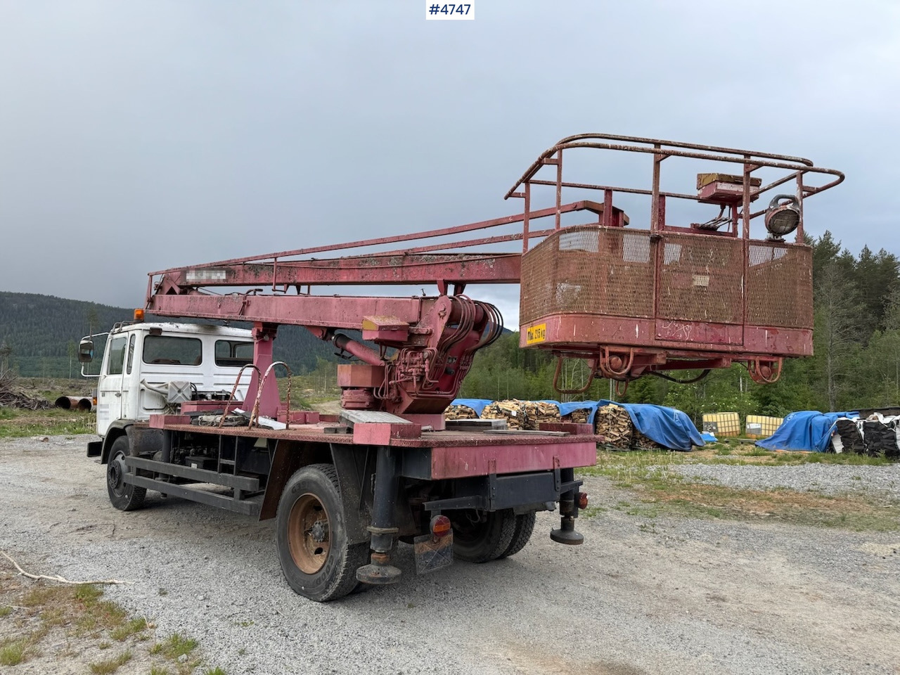 1979 Volvo F 613 w/lift - Vrachtwagen hoogwerker: afbeelding 3 1979 Volvo F 613 w/lift - Vrachtwagen hoogwerker: afbeelding 3