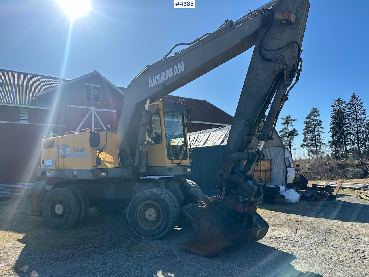 1995 Åkermann EW200 Wheel machine w/ grading bucket og tiltrotator. WATCH VIDEO. - Graafmachine: afbeelding 1 1995 Åkermann EW200 Wheel machine w/ grading bucket og tiltrotator. WATCH VIDEO. - Graafmachine: afbeelding 1