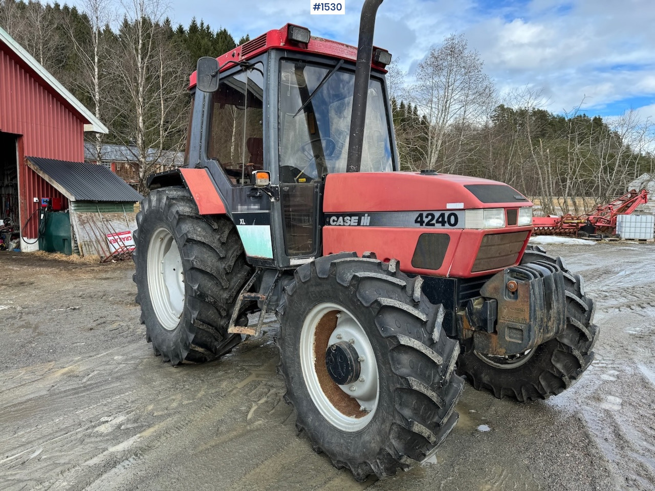 1996 Case CASE IH 4240 XL - Tractor: afbeelding 1 1996 Case CASE IH 4240 XL - Tractor: afbeelding 1