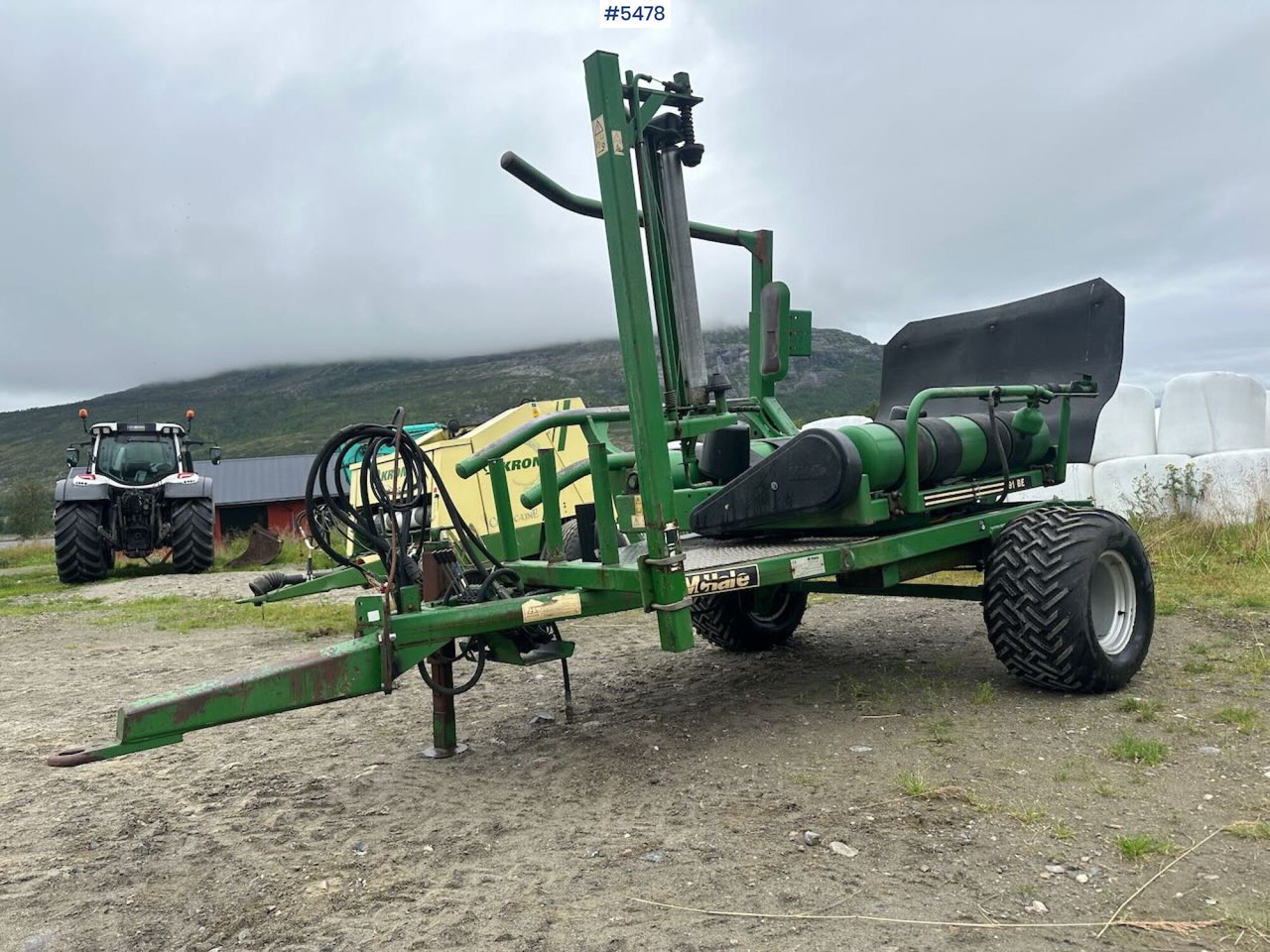 1996 McHale 991B - Hooi-/ Voedermachine: afbeelding 1 1996 McHale 991B - Hooi-/ Voedermachine: afbeelding 1