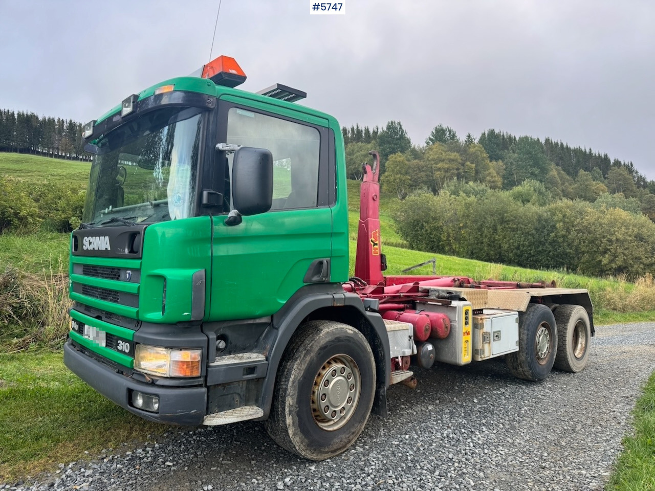 1998 Scania 94D 310 Hook‑truck - Haakarmsysteem vrachtwagen: afbeelding 2 1998 Scania 94D 310 Hook‑truck - Haakarmsysteem vrachtwagen: afbeelding 2