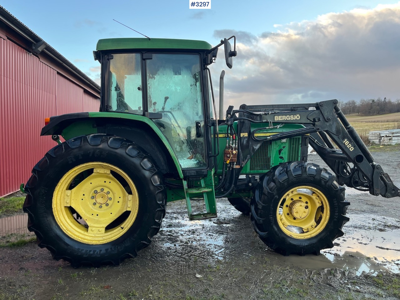 1999 John Deere 6210 SE with Front Loader - Tractor: afbeelding 5 1999 John Deere 6210 SE with Front Loader - Tractor: afbeelding 5