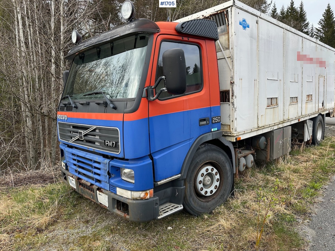 2000 Volvo 250 4x2 reparasjonsobjekt - Bakwagen: afbeelding 3 2000 Volvo 250 4x2 reparasjonsobjekt - Bakwagen: afbeelding 3