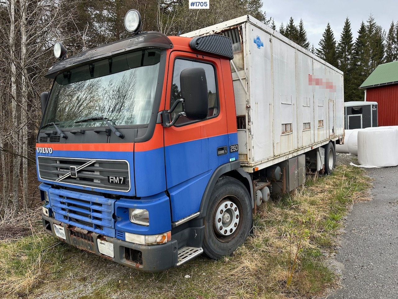 2000 Volvo 250 4x2 reparasjonsobjekt - Bakwagen: afbeelding 2 2000 Volvo 250 4x2 reparasjonsobjekt - Bakwagen: afbeelding 2