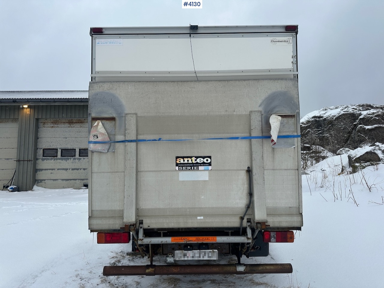 2001 Mitsubishi Canter skapbil - Bakwagen: afbeelding 4 2001 Mitsubishi Canter skapbil - Bakwagen: afbeelding 4