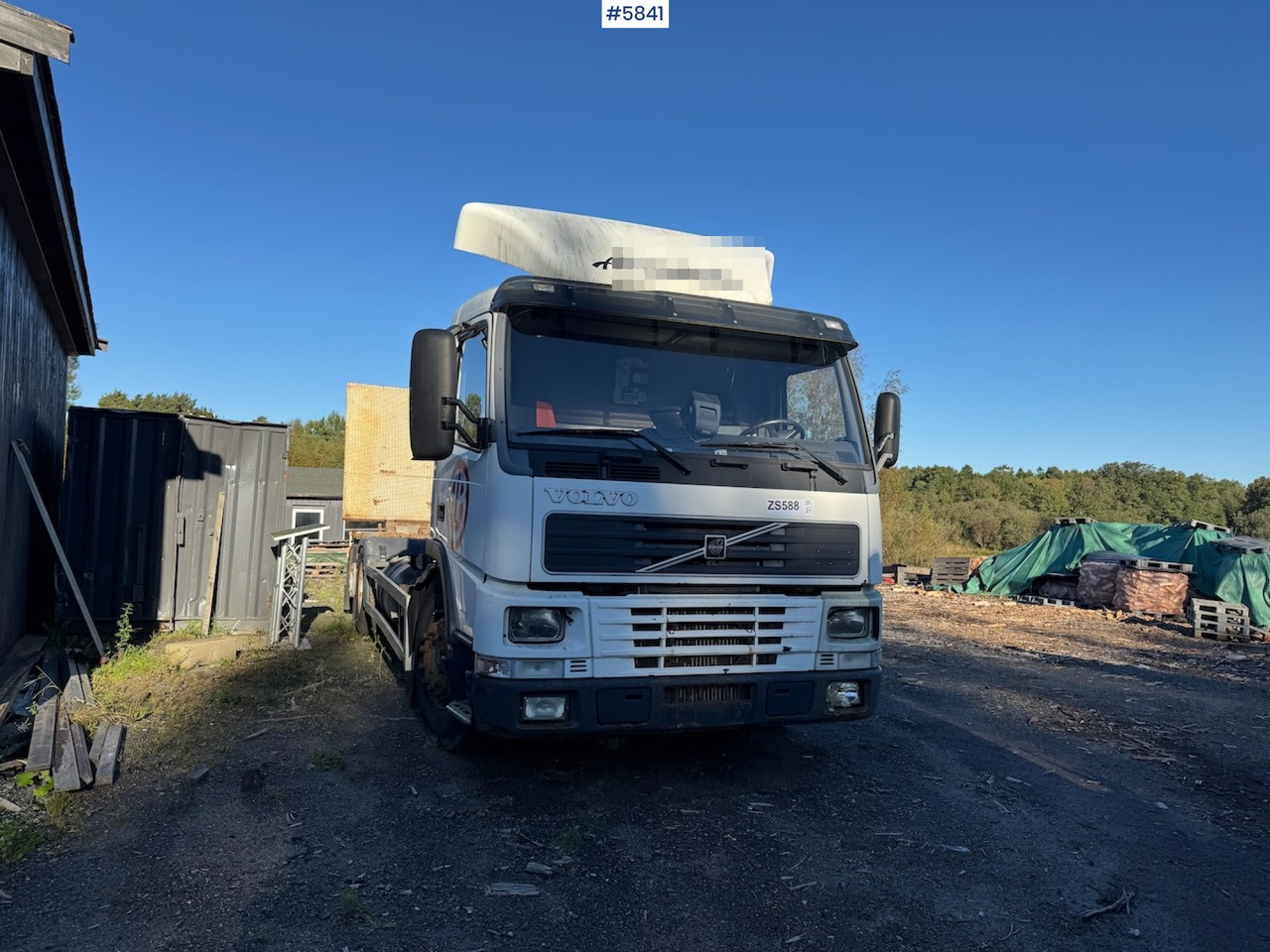 2002 Volvo FM 6x2. - Containertransporter/ Wissellaadbak vrachtwagen: afbeelding 3 2002 Volvo FM 6x2. - Containertransporter/ Wissellaadbak vrachtwagen: afbeelding 3
