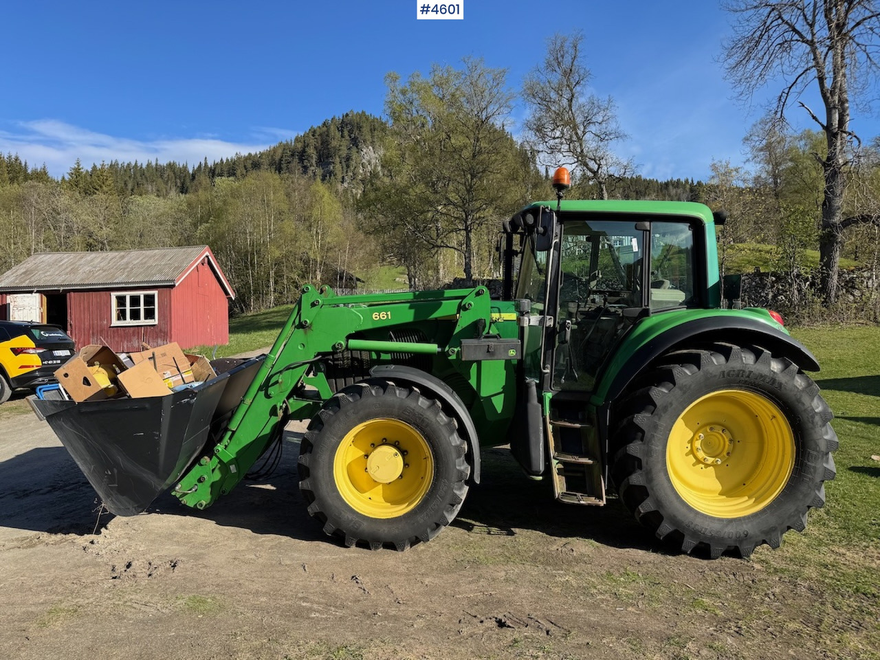 2003 John Deere 6620 w/front loader - Tractor: afbeelding 1 2003 John Deere 6620 w/front loader - Tractor: afbeelding 1