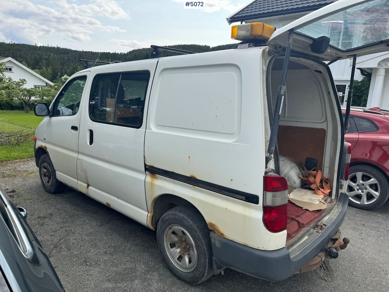 2003 Toyota Hiace 4wd - Gesloten bestelwagen: afbeelding 3 2003 Toyota Hiace 4wd - Gesloten bestelwagen: afbeelding 3
