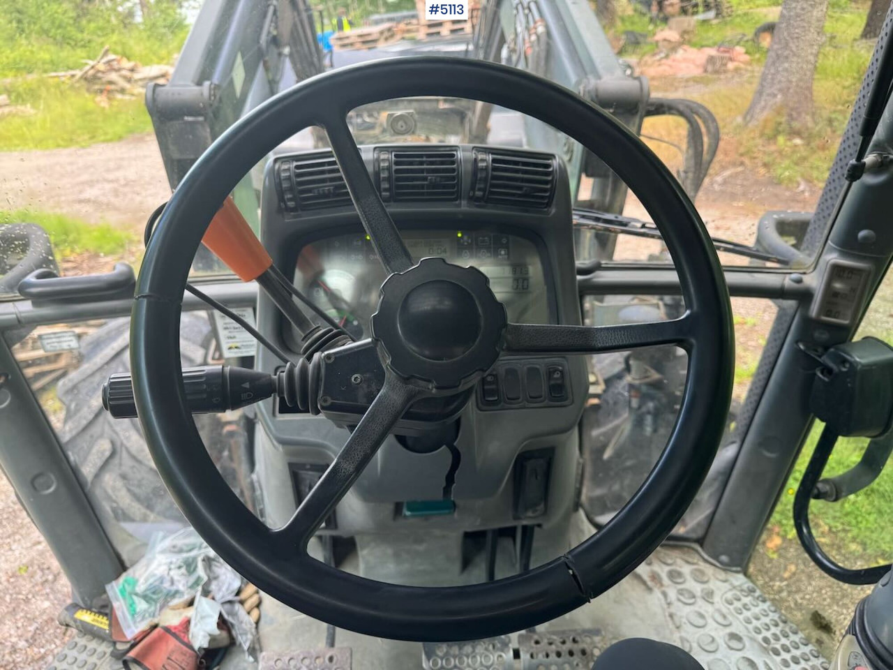 Tractor 2004 Deutz-Fahr Agrotron TTV 1130 w/ front loader: afbeelding 19