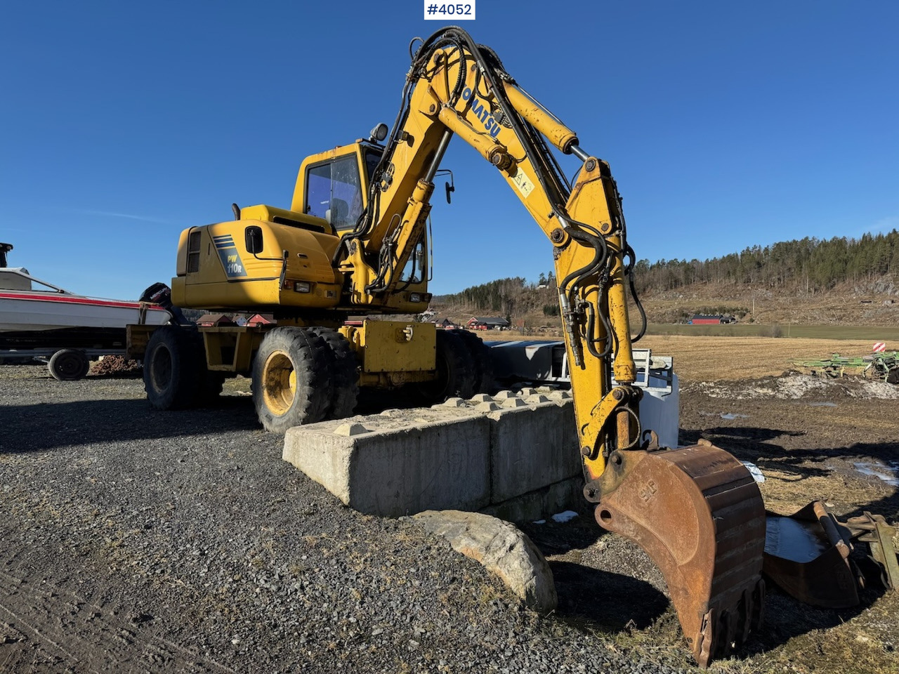 2004 Komatsu PW 110R - Graafmachine: afbeelding 1 2004 Komatsu PW 110R - Graafmachine: afbeelding 1