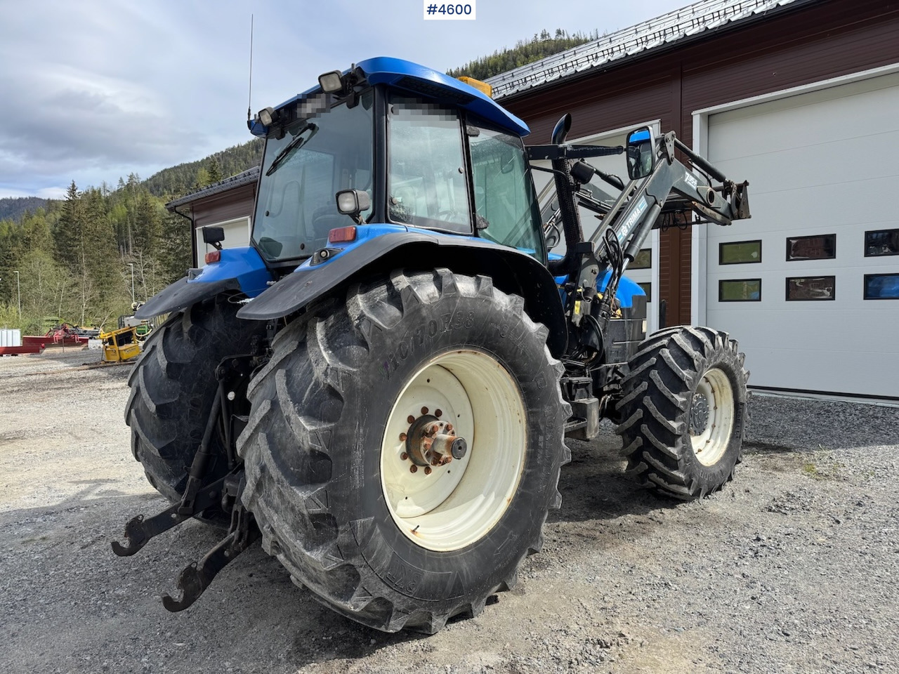 2005 New Holland TM190 w/front loader - Tractor: afbeelding 3 2005 New Holland TM190 w/front loader - Tractor: afbeelding 3