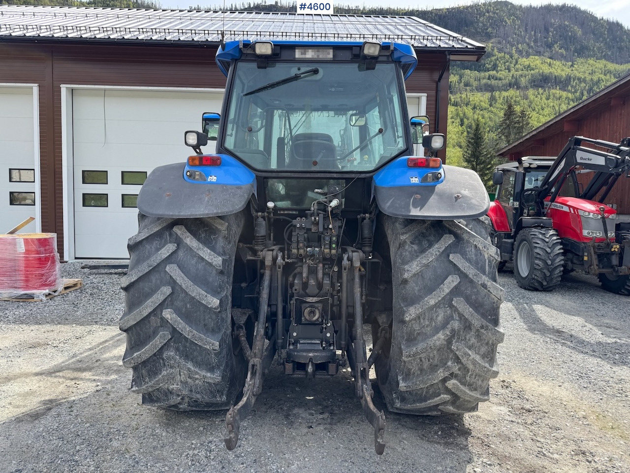 2005 New Holland TM190 w/front loader - Tractor: afbeelding 4 2005 New Holland TM190 w/front loader - Tractor: afbeelding 4