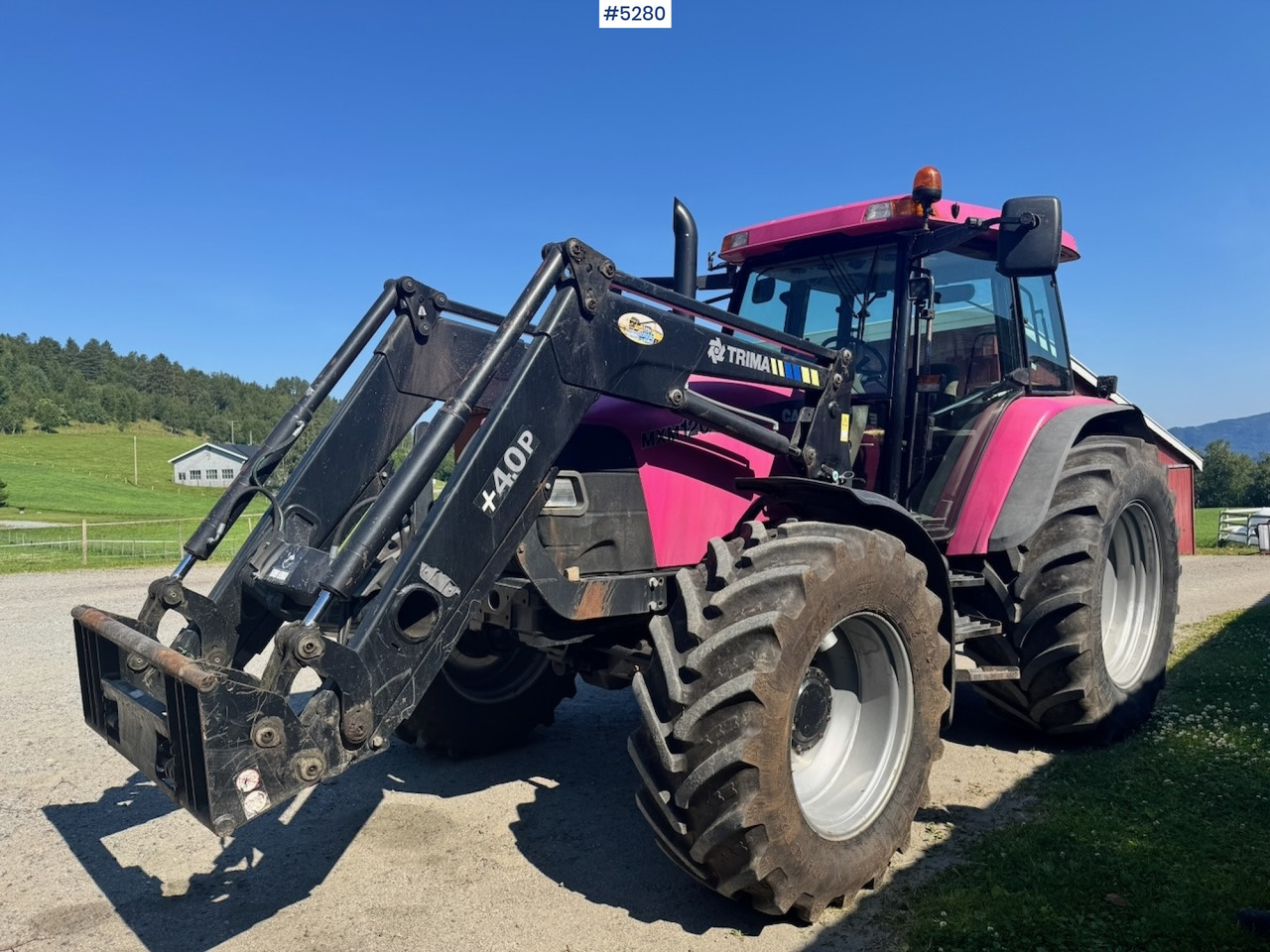 2006 Case MXM120 4x4 with front loader - Tractor: afbeelding 1 2006 Case MXM120 4x4 with front loader - Tractor: afbeelding 1