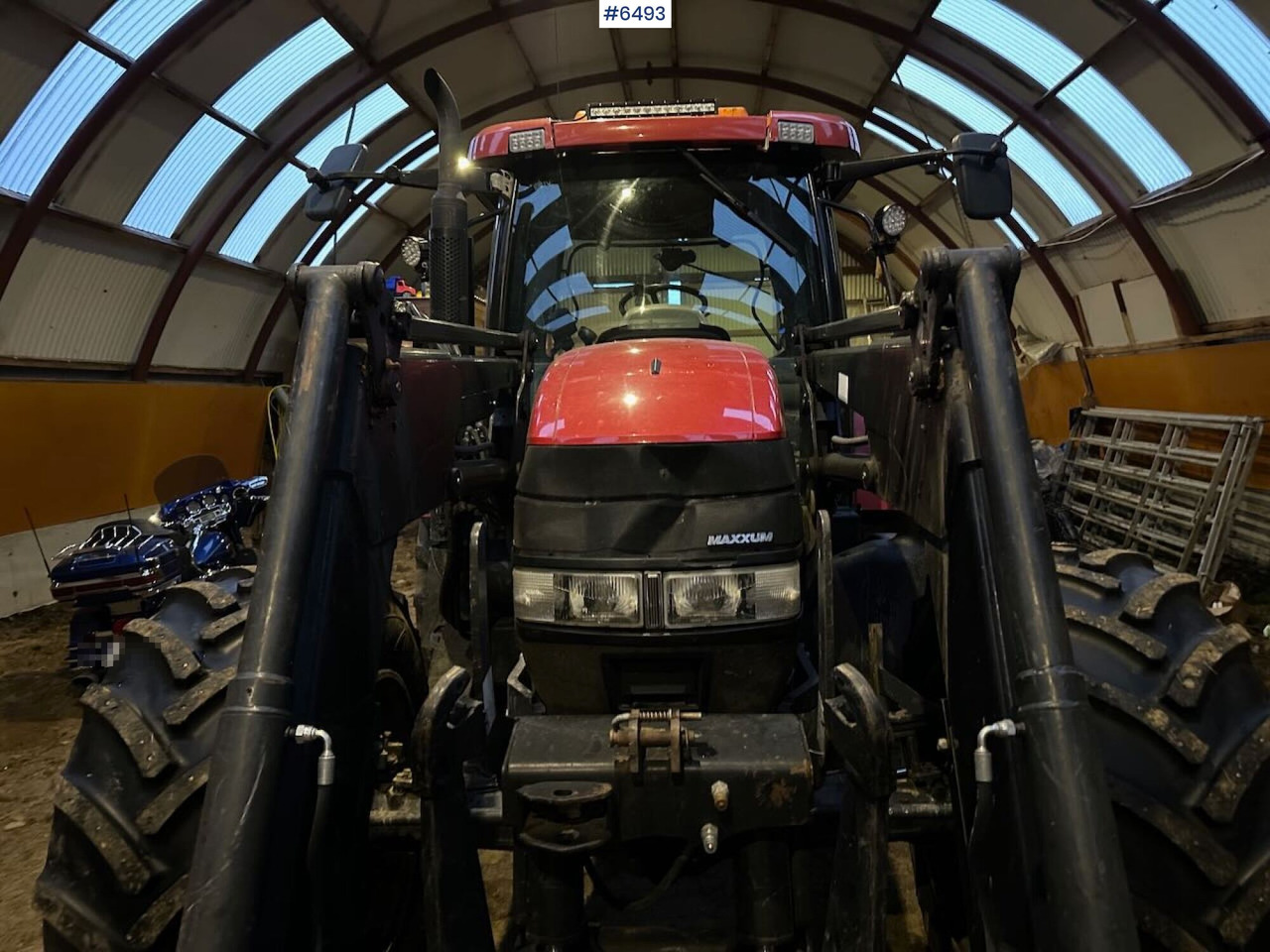 2007 CASE IH MXU 135 Pro 4x4 tractor w/ front loader. - Tractor: afbeelding 4 2007 CASE IH MXU 135 Pro 4x4 tractor w/ front loader. - Tractor: afbeelding 4