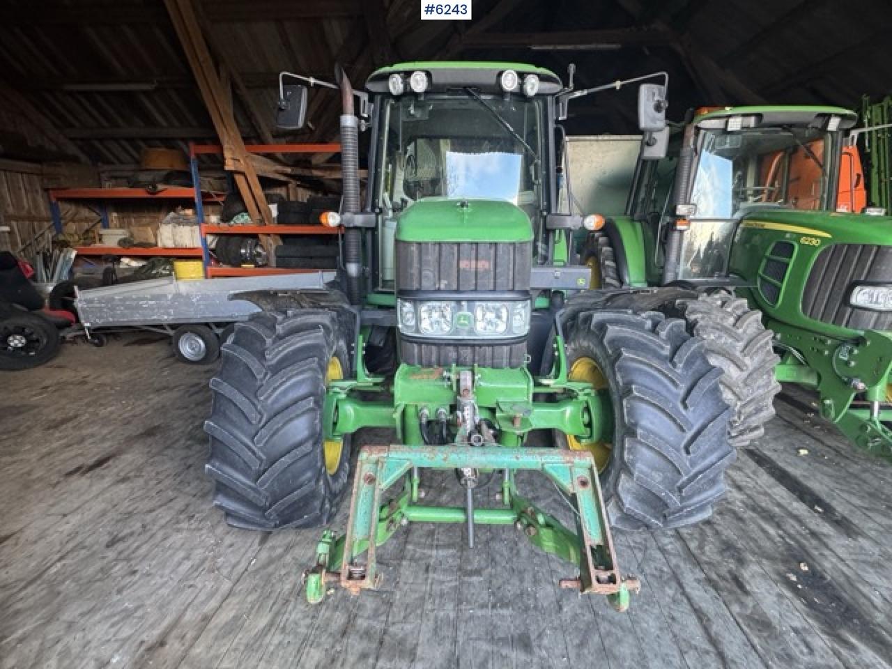 2008 John Deere 6230 Premium (114 hp) – Only 2,402 hours! - Tractor: afbeelding 4 2008 John Deere 6230 Premium (114 hp) – Only 2,402 hours! - Tractor: afbeelding 4