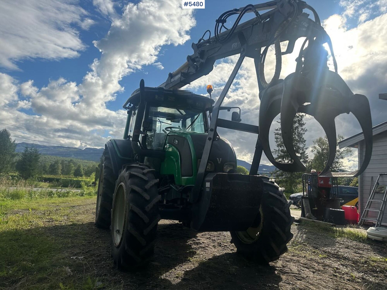 2008 Valta N101 4x4 tractor w/ Cranab FC53 crane. WATCH VIDEO. - Tractor: afbeelding 5 2008 Valta N101 4x4 tractor w/ Cranab FC53 crane. WATCH VIDEO. - Tractor: afbeelding 5