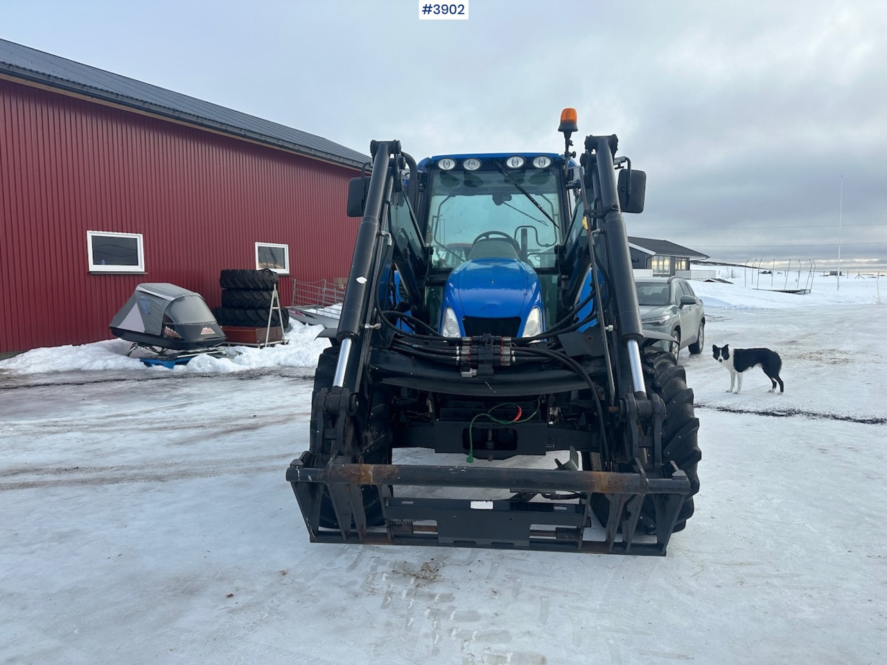 2011 New Holland T5070 4x4 m/ frontlaster - Tractor: afbeelding 4 2011 New Holland T5070 4x4 m/ frontlaster - Tractor: afbeelding 4