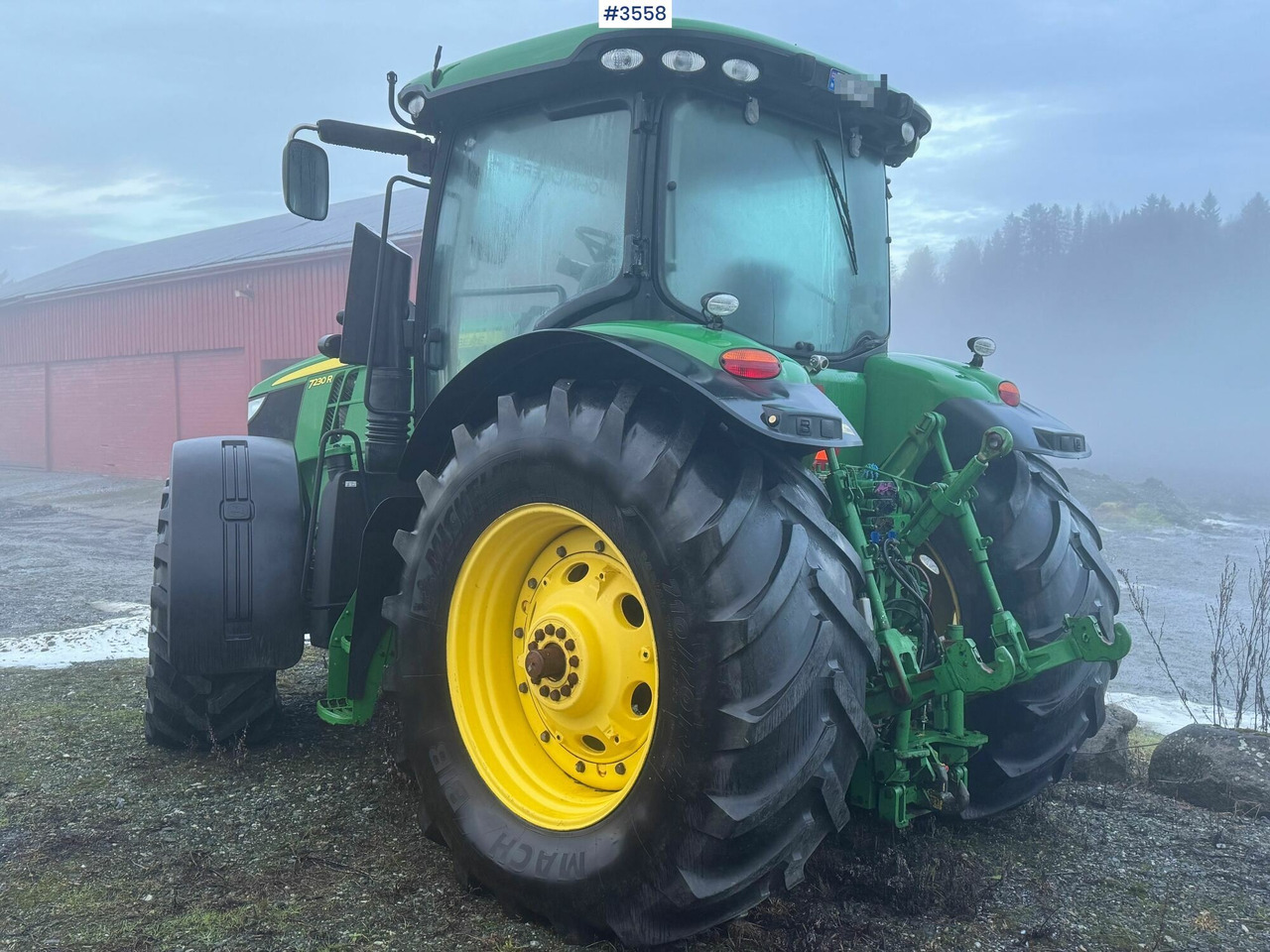 2012 John Deere 7230R w/ GPS and 3 hydraulic outlets! - Tractor: afbeelding 5 2012 John Deere 7230R w/ GPS and 3 hydraulic outlets! - Tractor: afbeelding 5