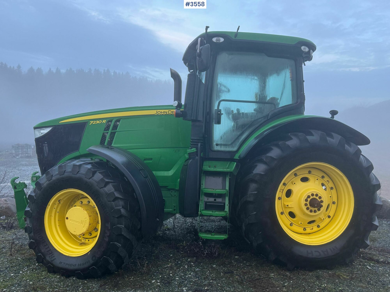 2012 John Deere 7230R w/ GPS and 3 hydraulic outlets! - Tractor: afbeelding 3 2012 John Deere 7230R w/ GPS and 3 hydraulic outlets! - Tractor: afbeelding 3