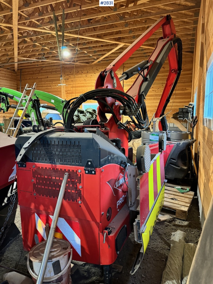 2012 Kuhn EP 6183 SPA pusher - Grondbewerking toebehoor: afbeelding 4 2012 Kuhn EP 6183 SPA pusher - Grondbewerking toebehoor: afbeelding 4