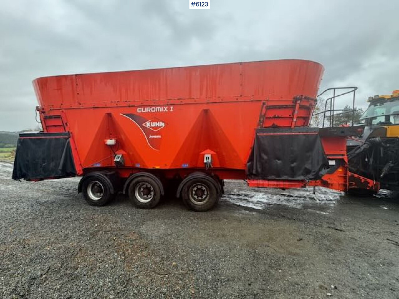 2014 Kuhn Euromix I 4573 feed mixer - Hooi-/ Voedermachine: afbeelding 3 2014 Kuhn Euromix I 4573 feed mixer - Hooi-/ Voedermachine: afbeelding 3