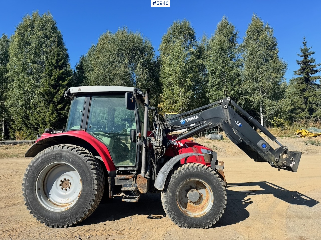 2014 Massey Ferguson 5610 w/ Front Loader and Hydraulics. 1950 hours! - Tractor: afbeelding 3 2014 Massey Ferguson 5610 w/ Front Loader and Hydraulics. 1950 hours! - Tractor: afbeelding 3