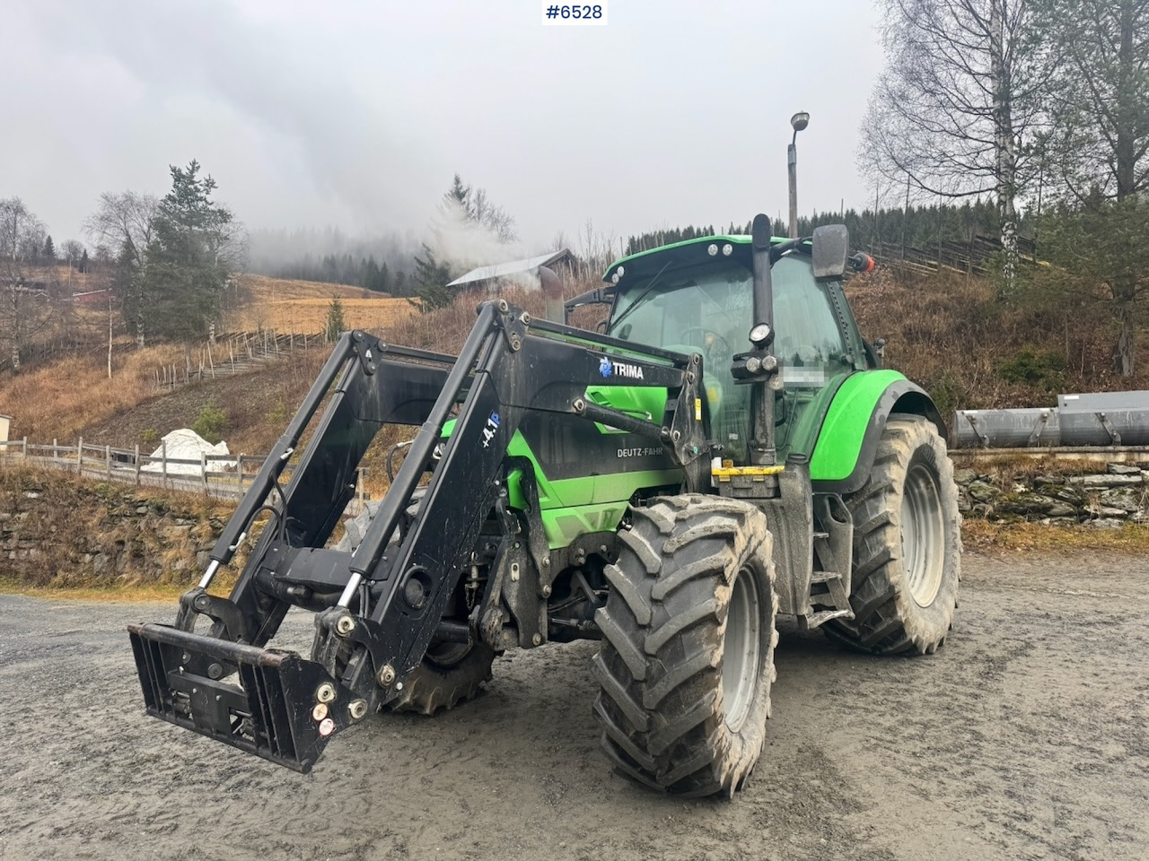 2015 Deutz-fahr 6180 Agrotron w/ Front loader and Front hydraulics. 4010 hours! - Tractor: afbeelding 1 2015 Deutz-fahr 6180 Agrotron w/ Front loader and Front hydraulics. 4010 hours! - Tractor: afbeelding 1