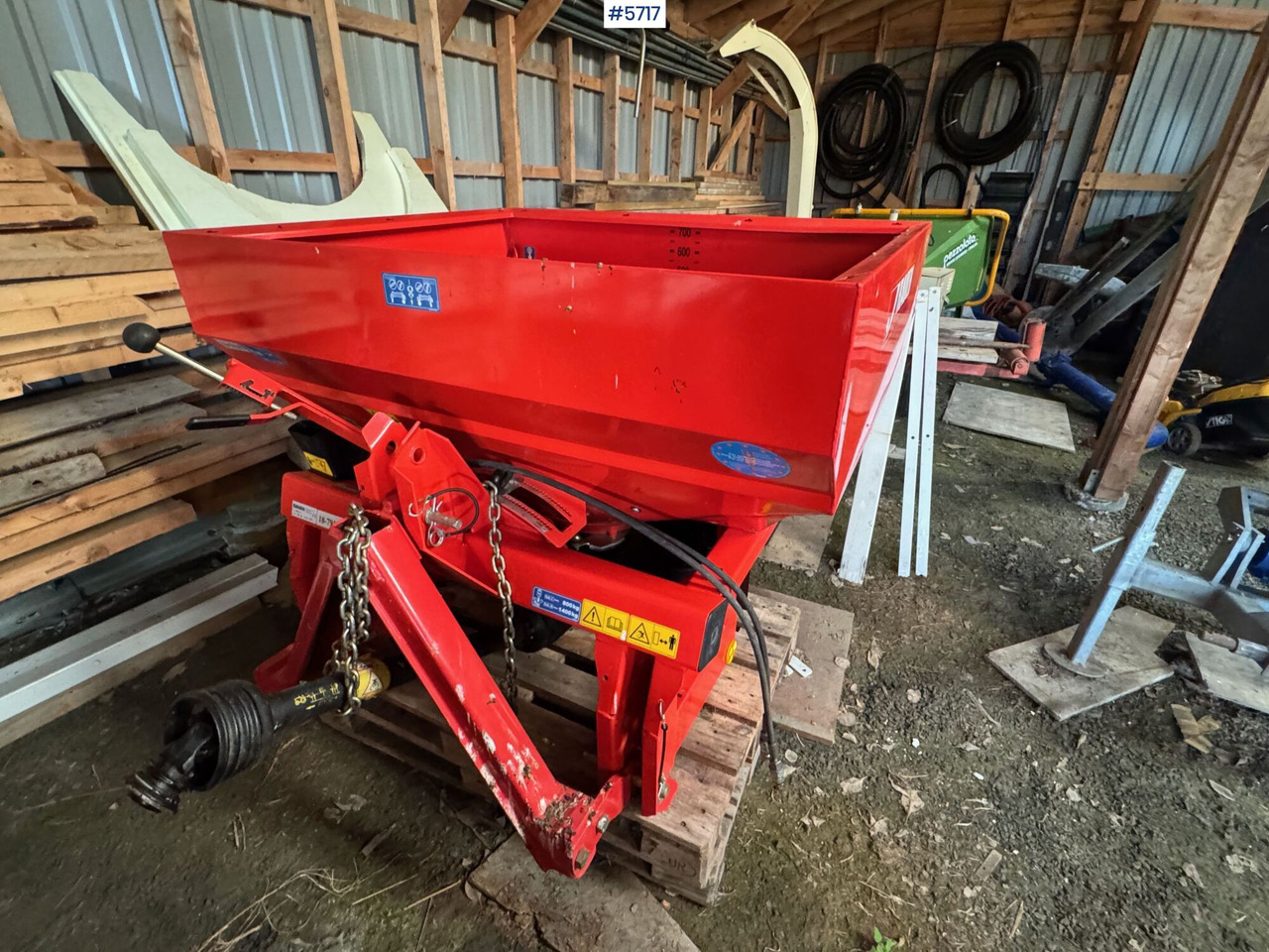 2015 RAUCH MDS 12.1 Fertiliser Spreader - Kunstmeststrooier: afbeelding 3 2015 RAUCH MDS 12.1 Fertiliser Spreader - Kunstmeststrooier: afbeelding 3