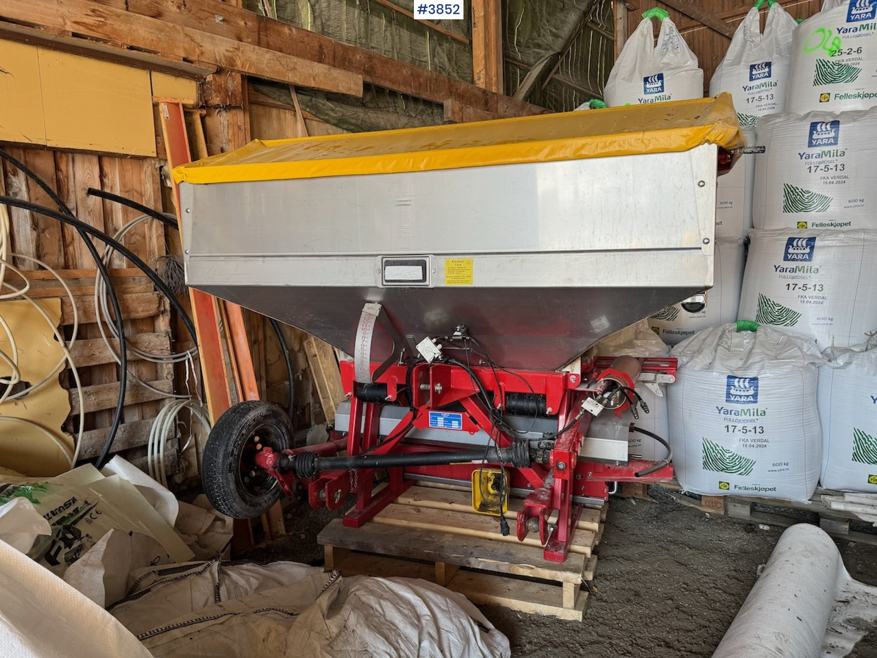 2016 Bredal F2RF fertilizer spreader - Kunstmeststrooier: afbeelding 1 2016 Bredal F2RF fertilizer spreader - Kunstmeststrooier: afbeelding 1