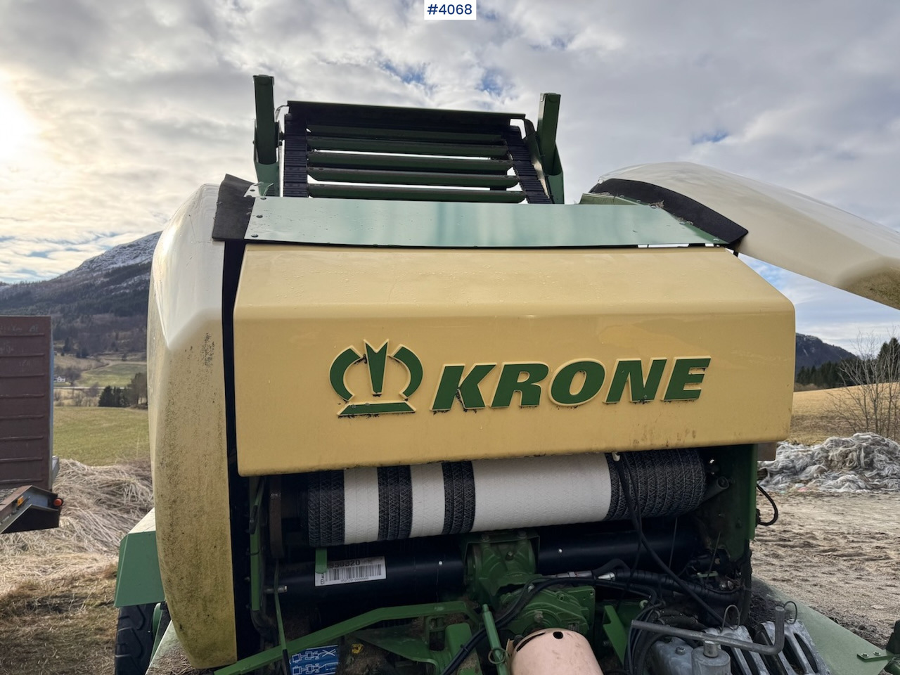 2016 Krone Comprima CF 155 XC Kombipresse - Hooi-/ Voedermachine: afbeelding 3 2016 Krone Comprima CF 155 XC Kombipresse - Hooi-/ Voedermachine: afbeelding 3