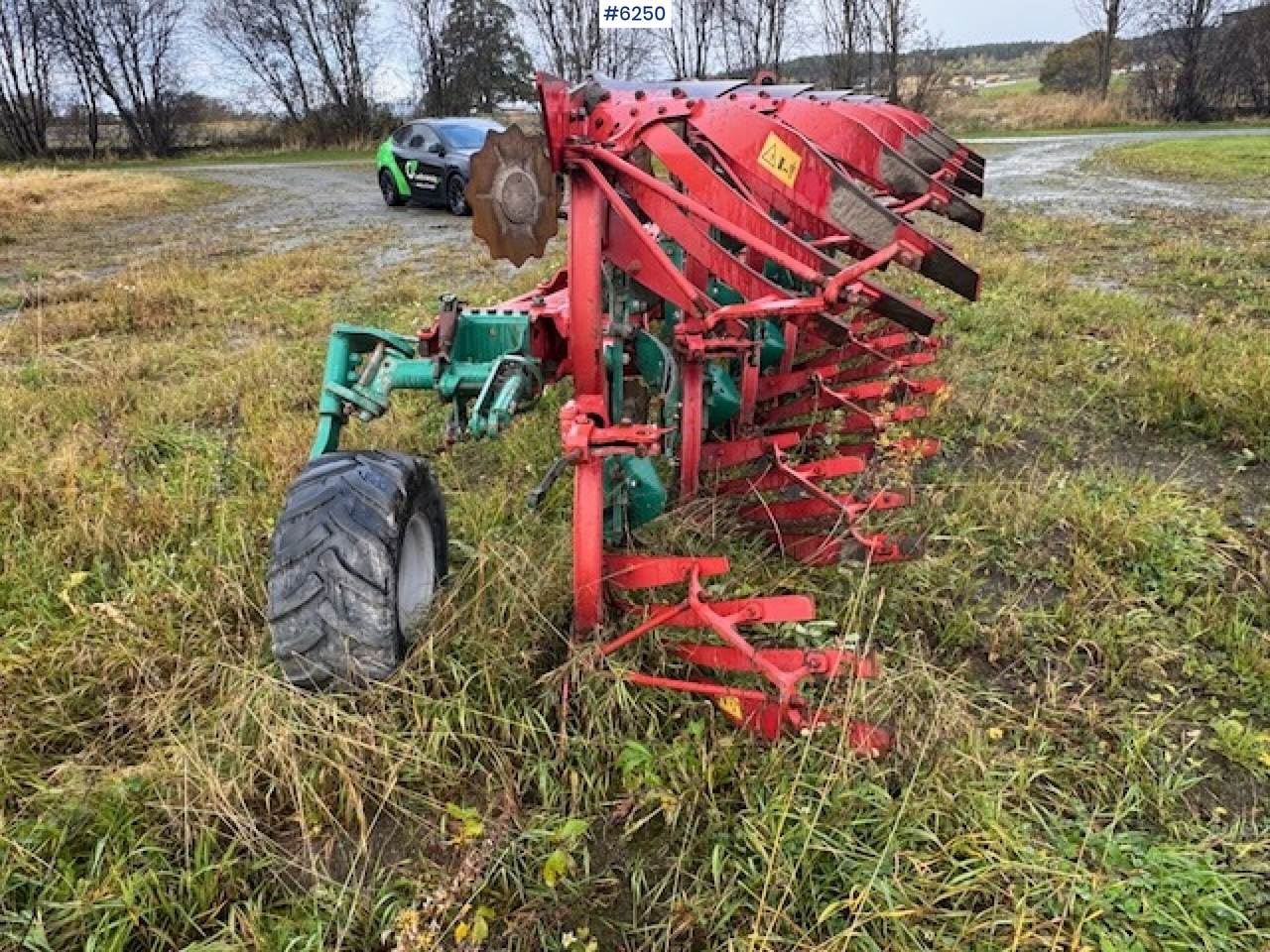 2017 Kverneland EG 5-coil reversible plow w/ new coulters and extra equipment! - Grondbewerking toebehoor: afbeelding 5 2017 Kverneland EG 5-coil reversible plow w/ new coulters and extra equipment! - Grondbewerking toebehoor: afbeelding 5