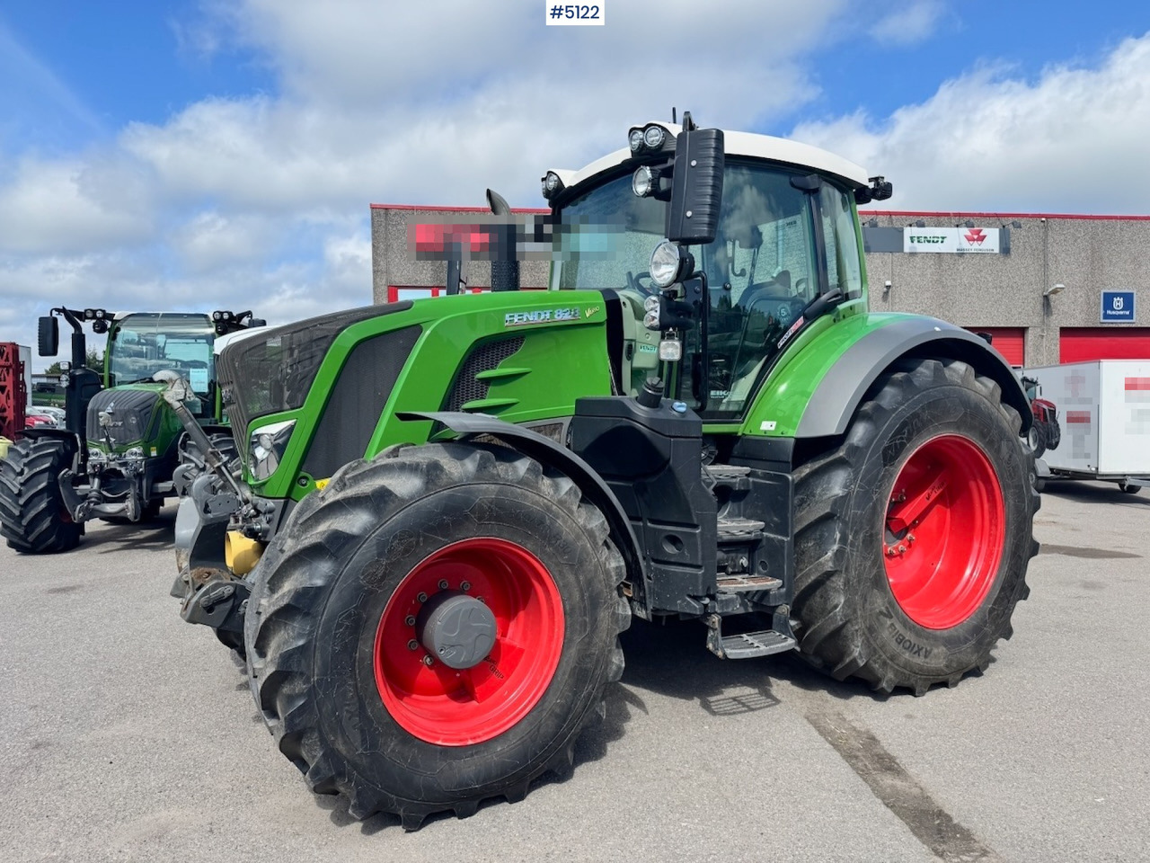 2019 Fendt 828 Vario w/ Front hydraulics and Front PTO. - Tractor: afbeelding 1 2019 Fendt 828 Vario w/ Front hydraulics and Front PTO. - Tractor: afbeelding 1