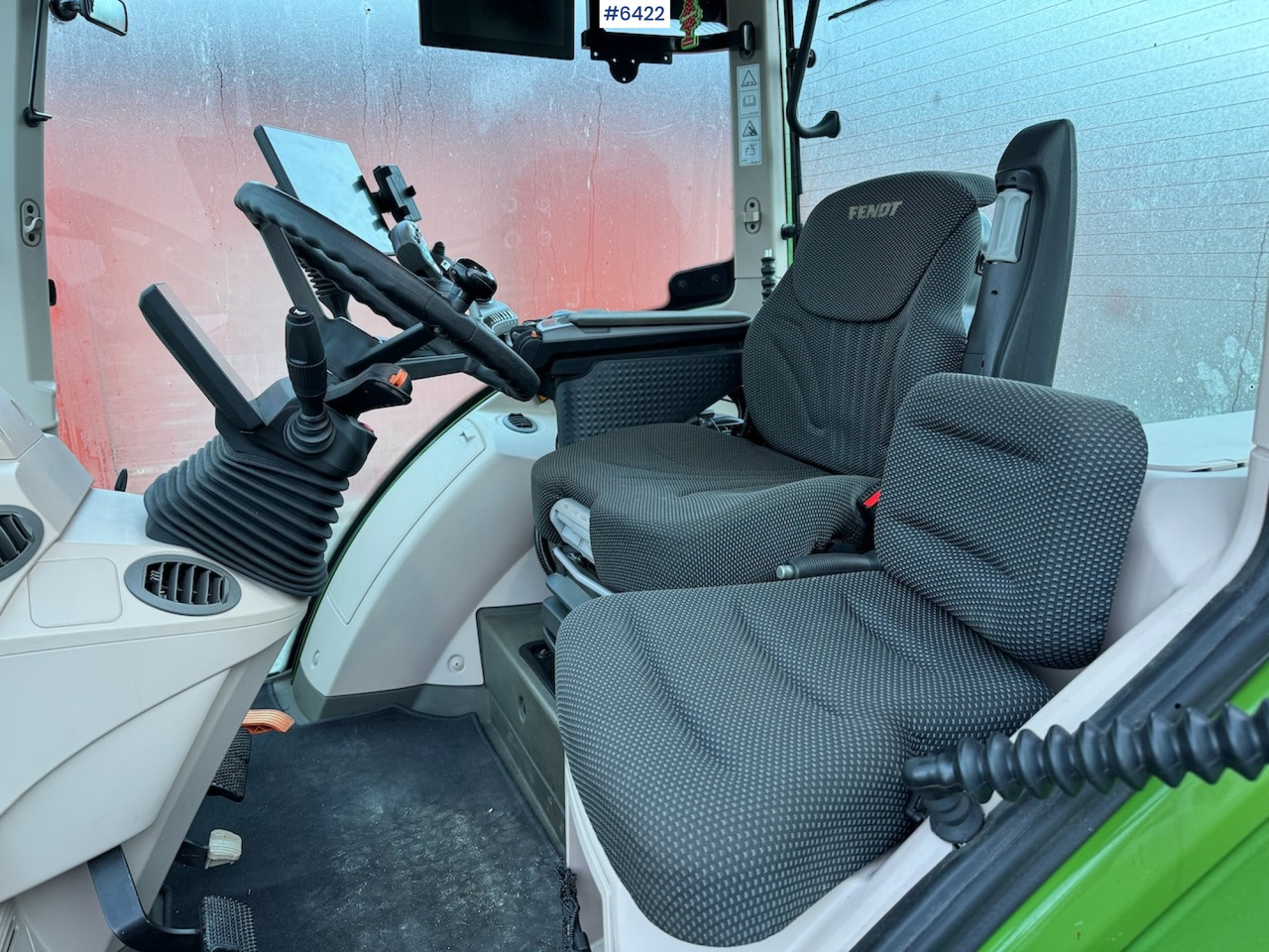 Tractor 2021 Fendt 314 Vario Profi Plus w/ front hydraulics and front PTO. Low hours!: afbeelding 20