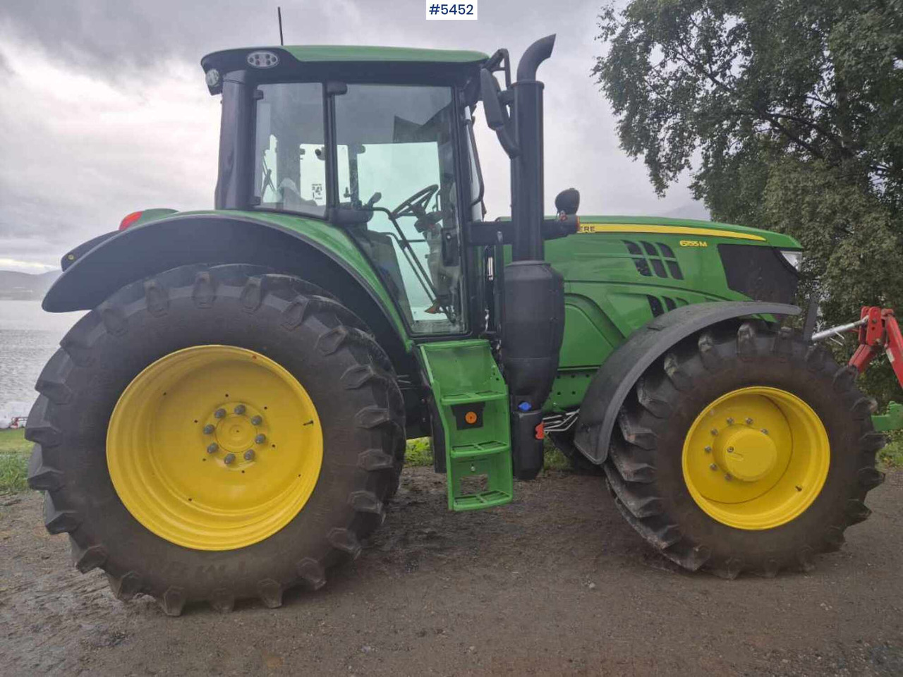 2024 John Deere 6155M w/ front hydraulics & PTO - Tractor: afbeelding 2 2024 John Deere 6155M w/ front hydraulics & PTO - Tractor: afbeelding 2