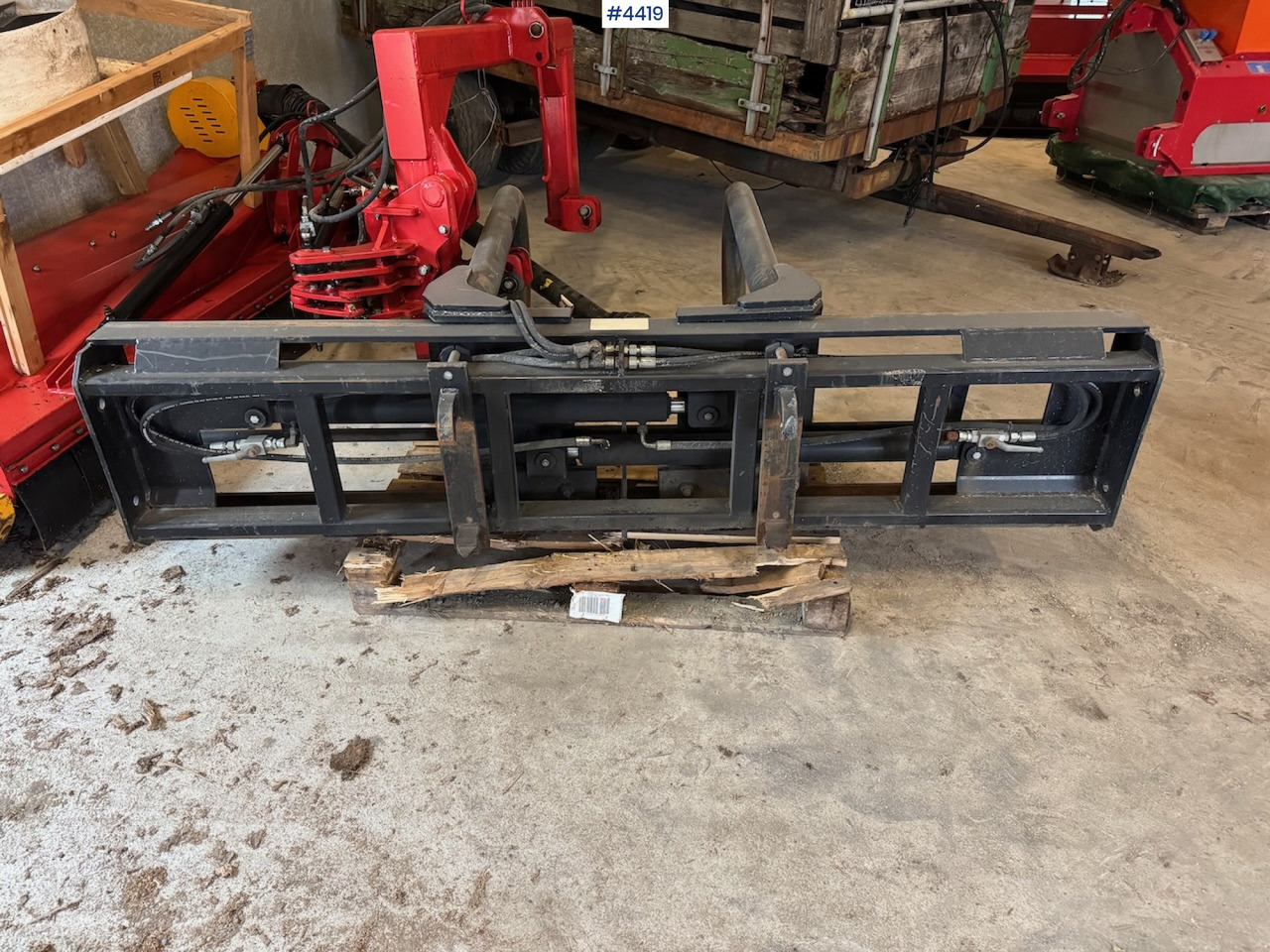 Ålø Square clamp - Hooi-/ Voedermachine: afbeelding 5 Ålø Square clamp - Hooi-/ Voedermachine: afbeelding 5