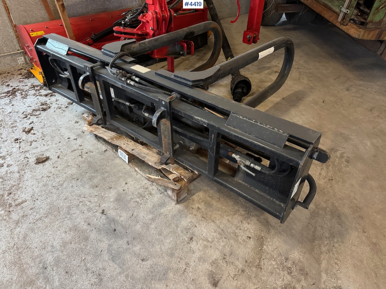 Ålø Square clamp - Hooi-/ Voedermachine: afbeelding 3 Ålø Square clamp - Hooi-/ Voedermachine: afbeelding 3