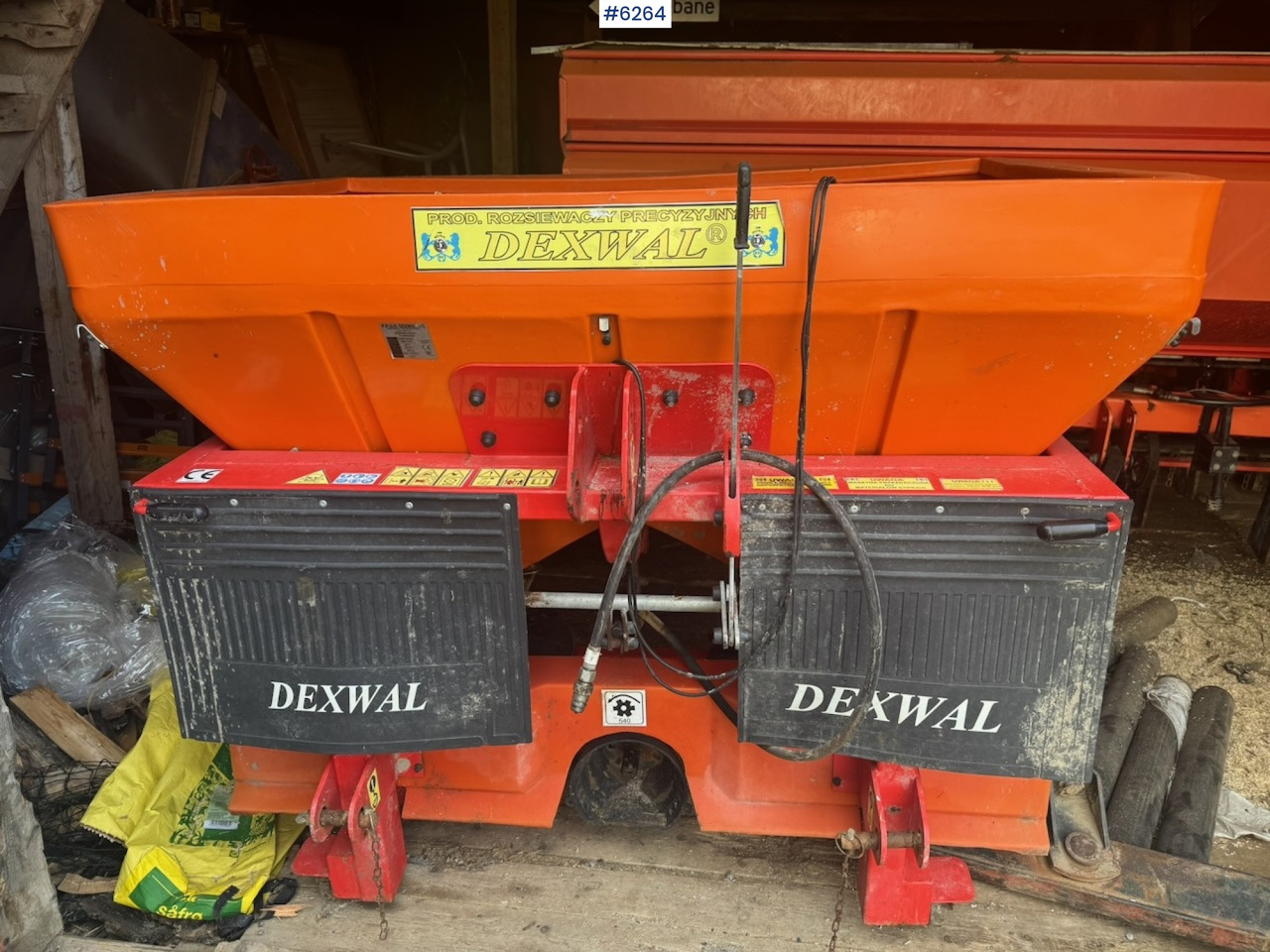 2015 Dexwal Tornado fertilizer spreader - Andere machine: afbeelding 4 2015 Dexwal Tornado fertilizer spreader - Andere machine: afbeelding 4